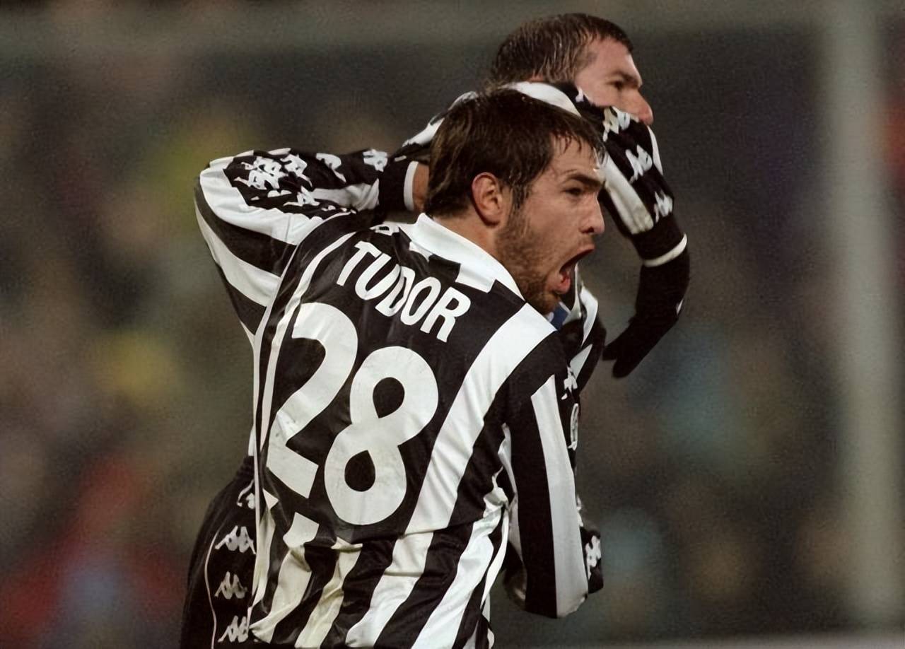 开云下载-尤文图斯主场慨叹平局，巴黎圣日耳曼手足无措的简单介绍