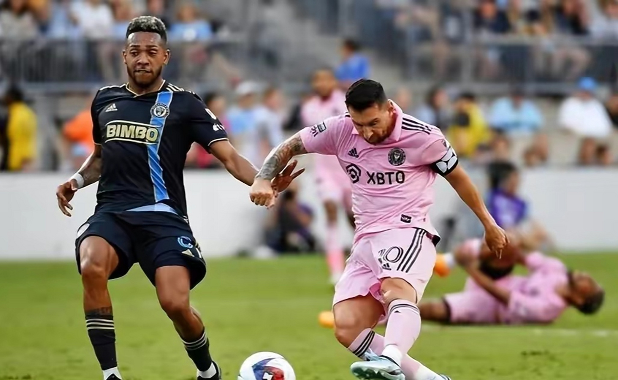 包含汉堡足球俱乐部取得一场惊心动魄的比赛胜利的词条 包含汉堡足球俱乐部取得一场惊心动魄的比赛胜利的词条