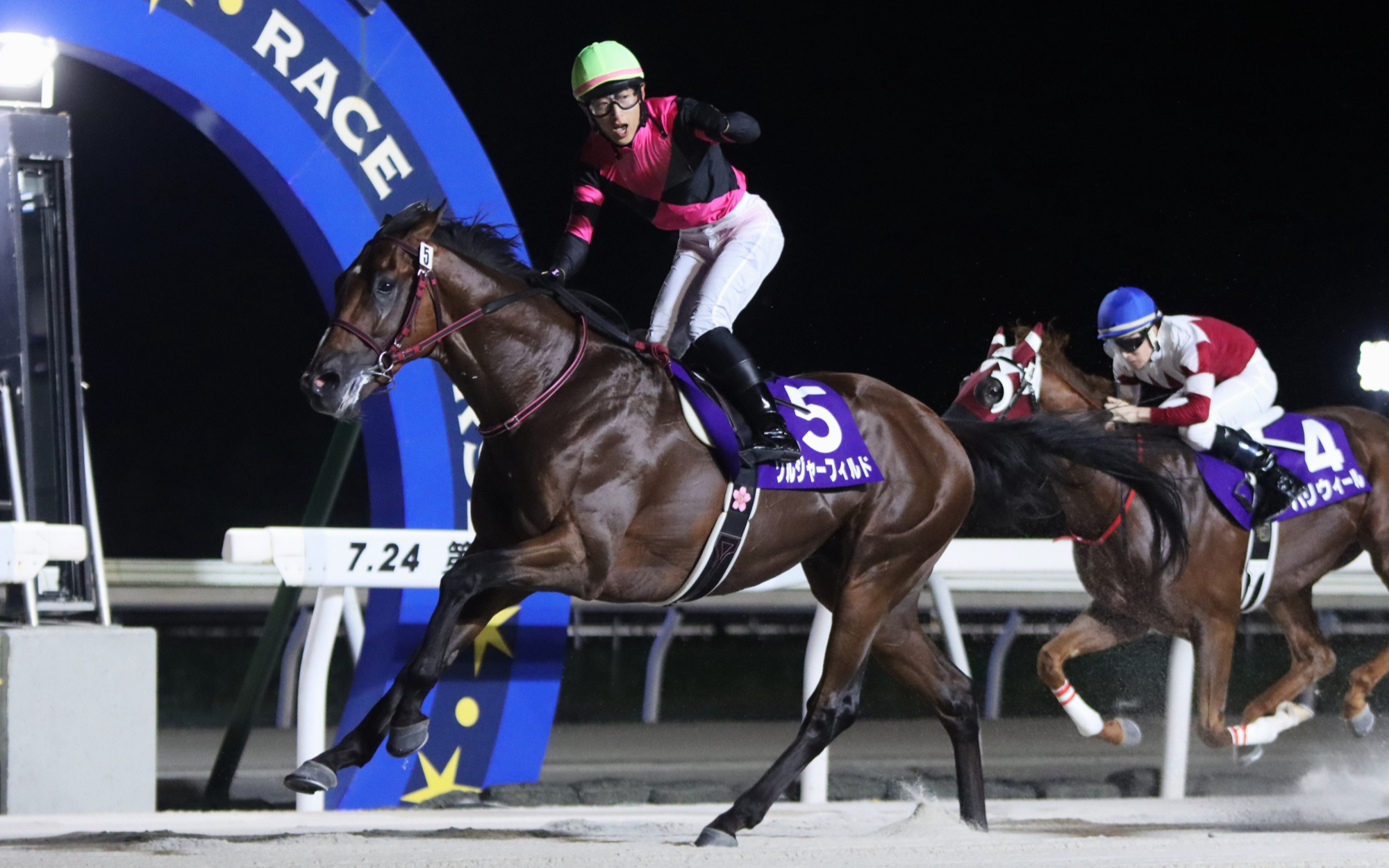 关于顶尖赛事:争夺胜利的热度不减的信息 关于顶尖赛事:争夺胜利的热度不减的信息