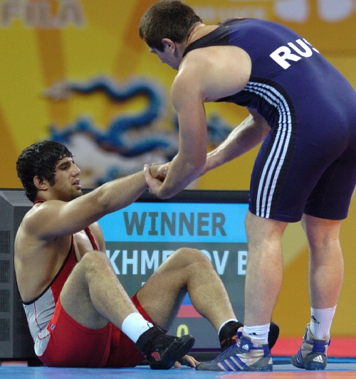 俄罗斯选手冷静应对问鼎金牌 俄罗斯选手冷静应对问鼎金牌