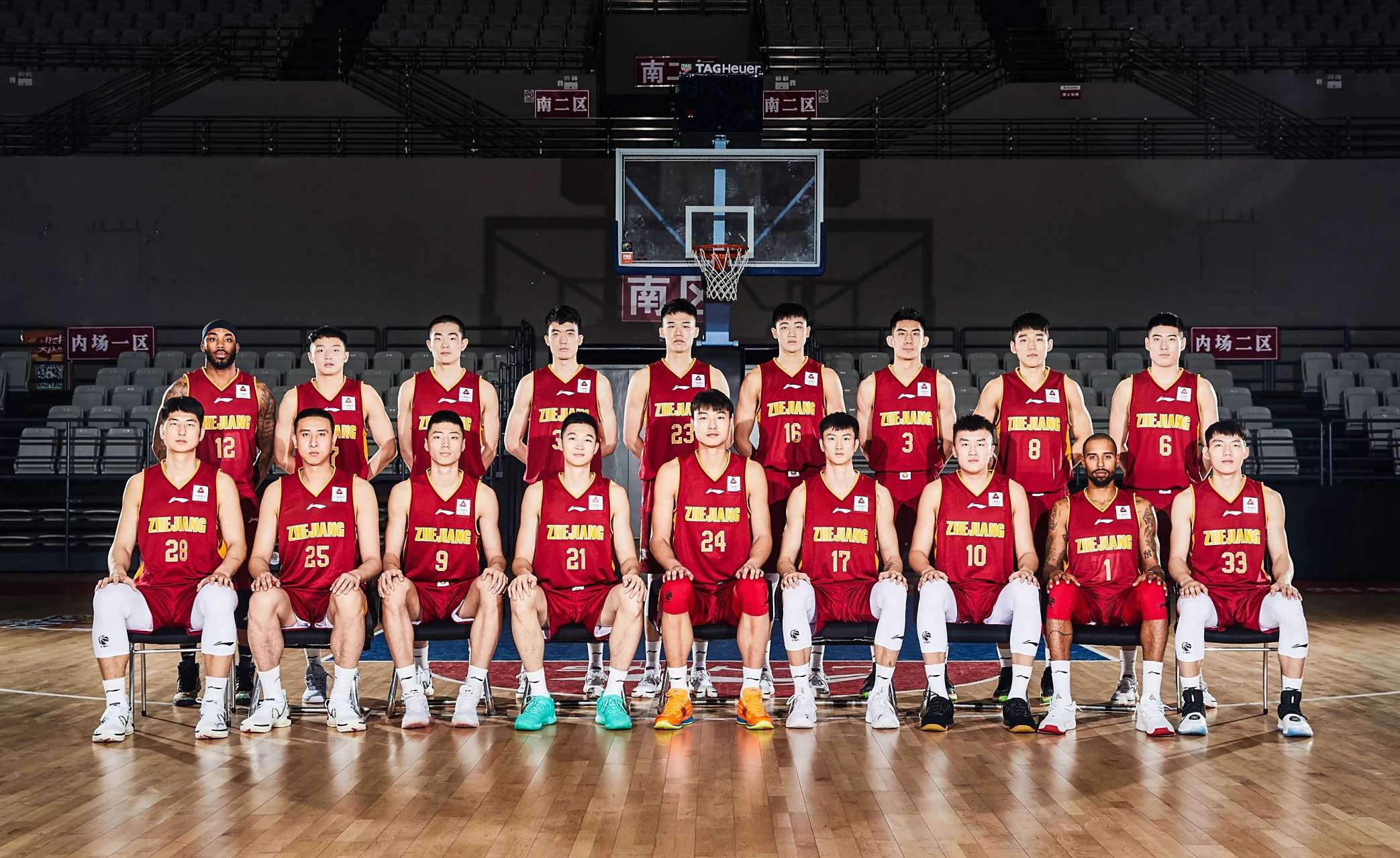 篮球盛事拉开帷幕,各支球队全力备战的简单介绍 篮球盛事拉开帷幕,各支球队全力备战的简单介绍