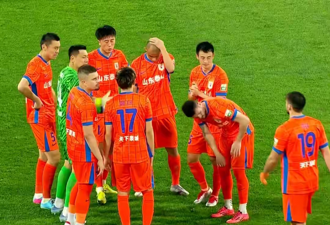 开云体育平台APP-球队备战困难，风风雨雨共度