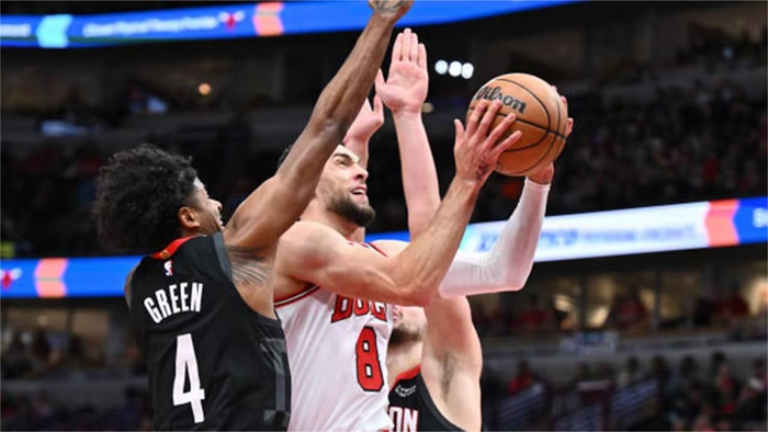 开云体育-拉文获典型三双公牛惜败勇士