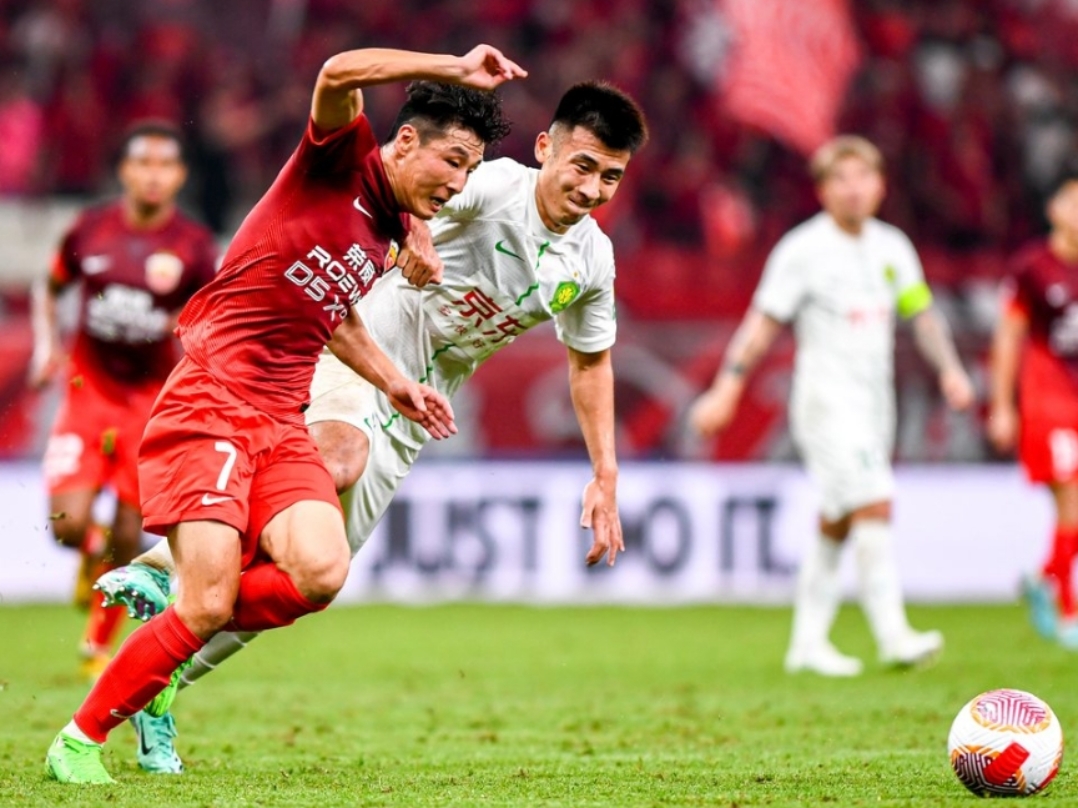 包含上港球员积极奋斗,在赛场上追求胜利的词条 包含上港球员积极奋斗,在赛场上追求胜利的词条