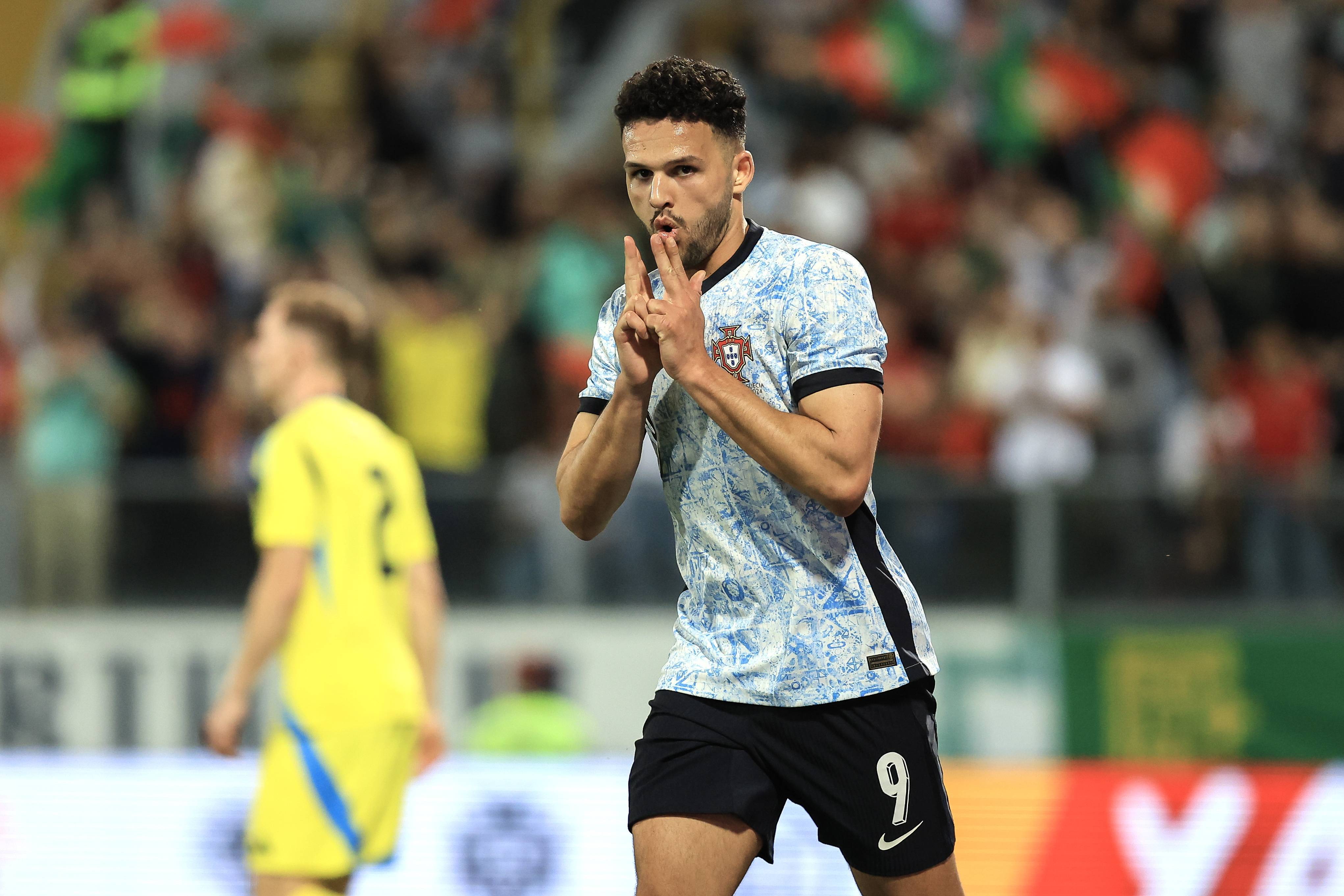 关于葡萄牙队逆转瑞典队,波尔惊艳四座的信息 关于葡萄牙队逆转瑞典队,波尔惊艳四座的信息