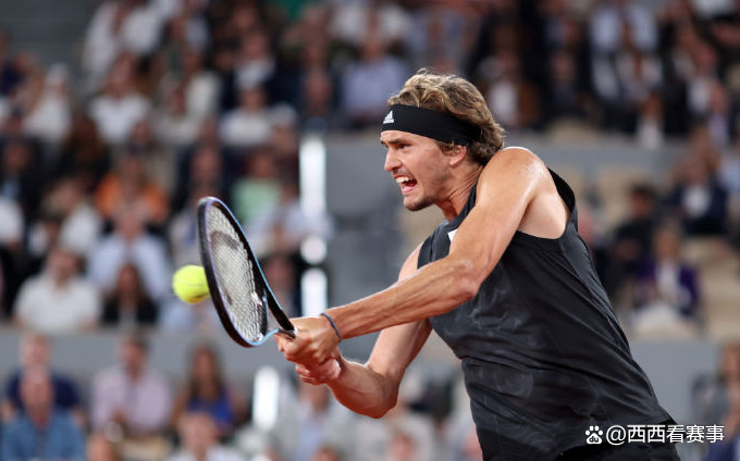 包含戴维斯杯横扫法网，兹维列夫扛起全队的词条