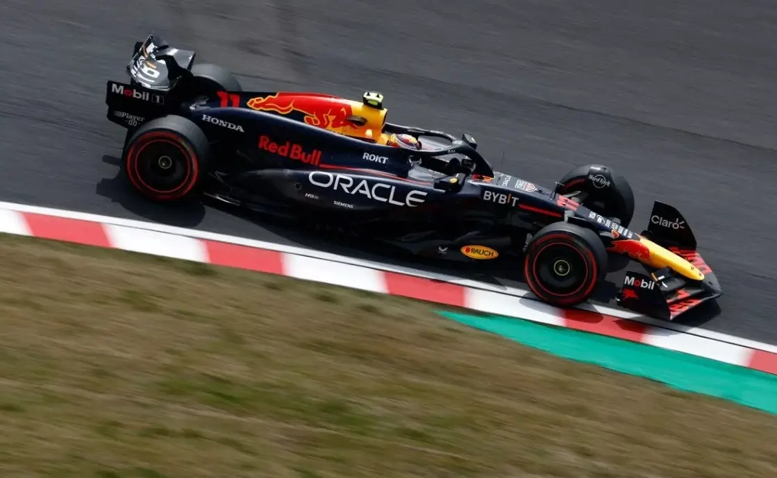 开云体育官网-红牛二队翻盘索伯车队，维斯塔潘惊艳四座