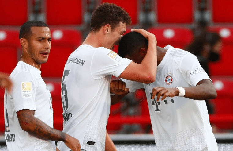 德国轻取里昂，穆勒统治全场