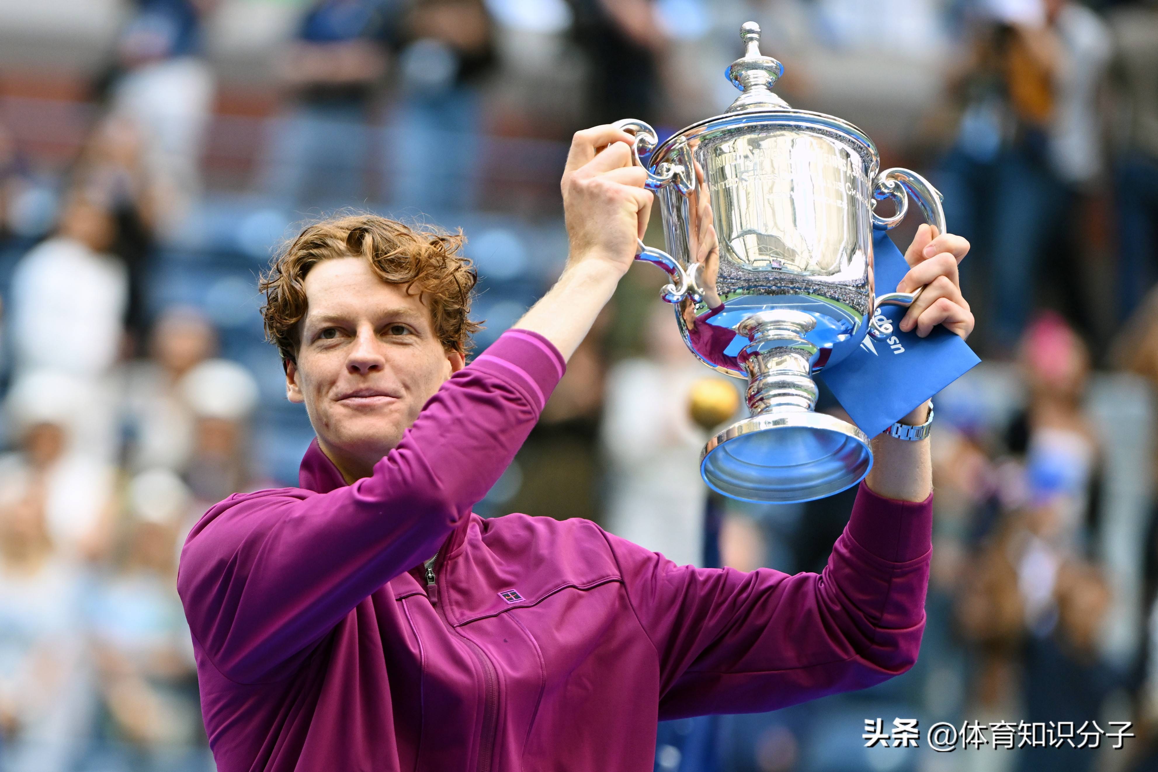 包含拉沃尔杯逆转年终总决赛,辛纳刷新纪录的词条 包含拉沃尔杯逆转年终总决赛,辛纳刷新纪录的词条