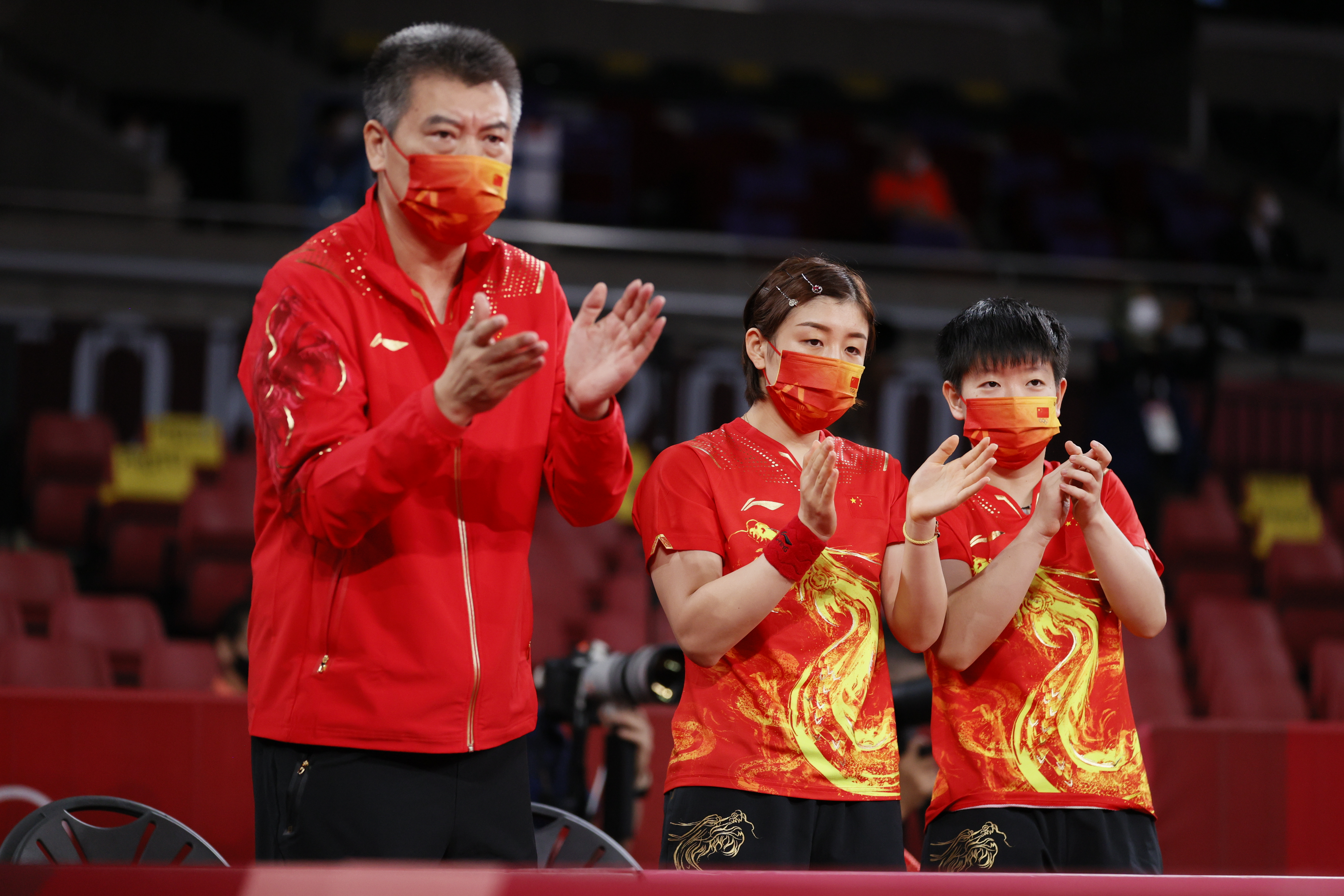 中国队完胜德国队,马琳关键制胜 中国队完胜德国队,马琳关键制胜