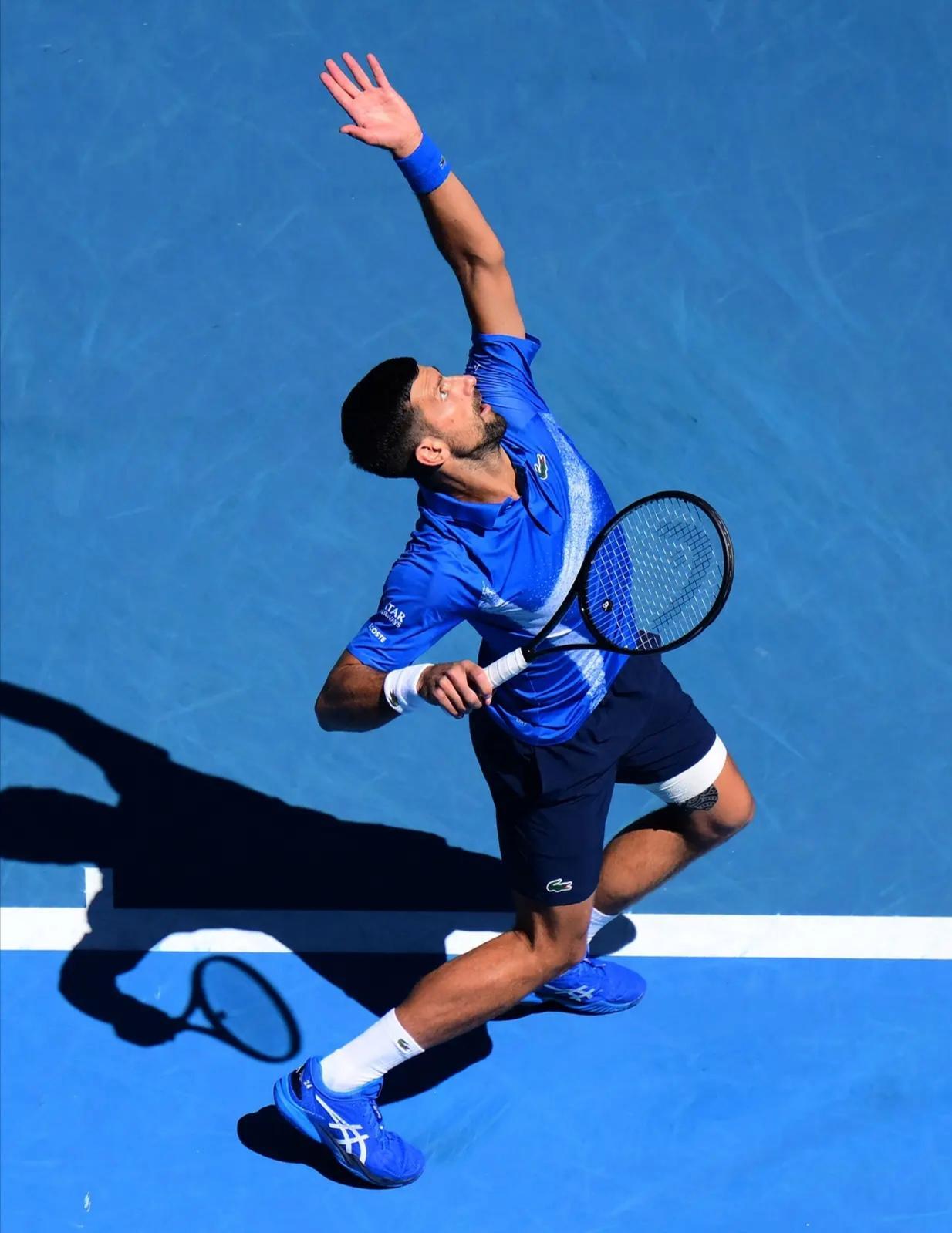 年终总决赛绝杀澳网,德约科维奇惊艳四座 年终总决赛绝杀澳网,德约科维奇惊艳四座