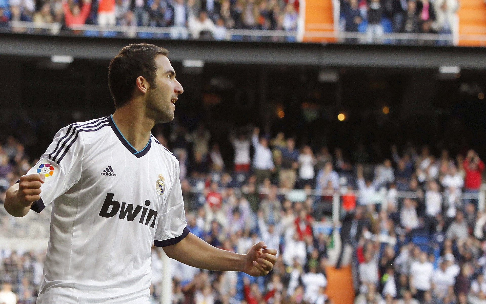 利拉德压制级发挥，国王正面击溃快船，一场战术与意志的完胜