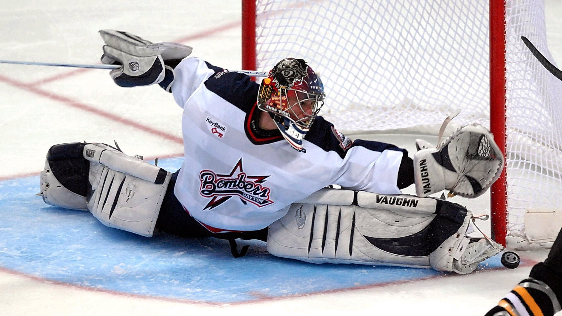 开云体育入口-马克西完美风暴席卷赛场，魔术师般表现助吉林队黯然退场